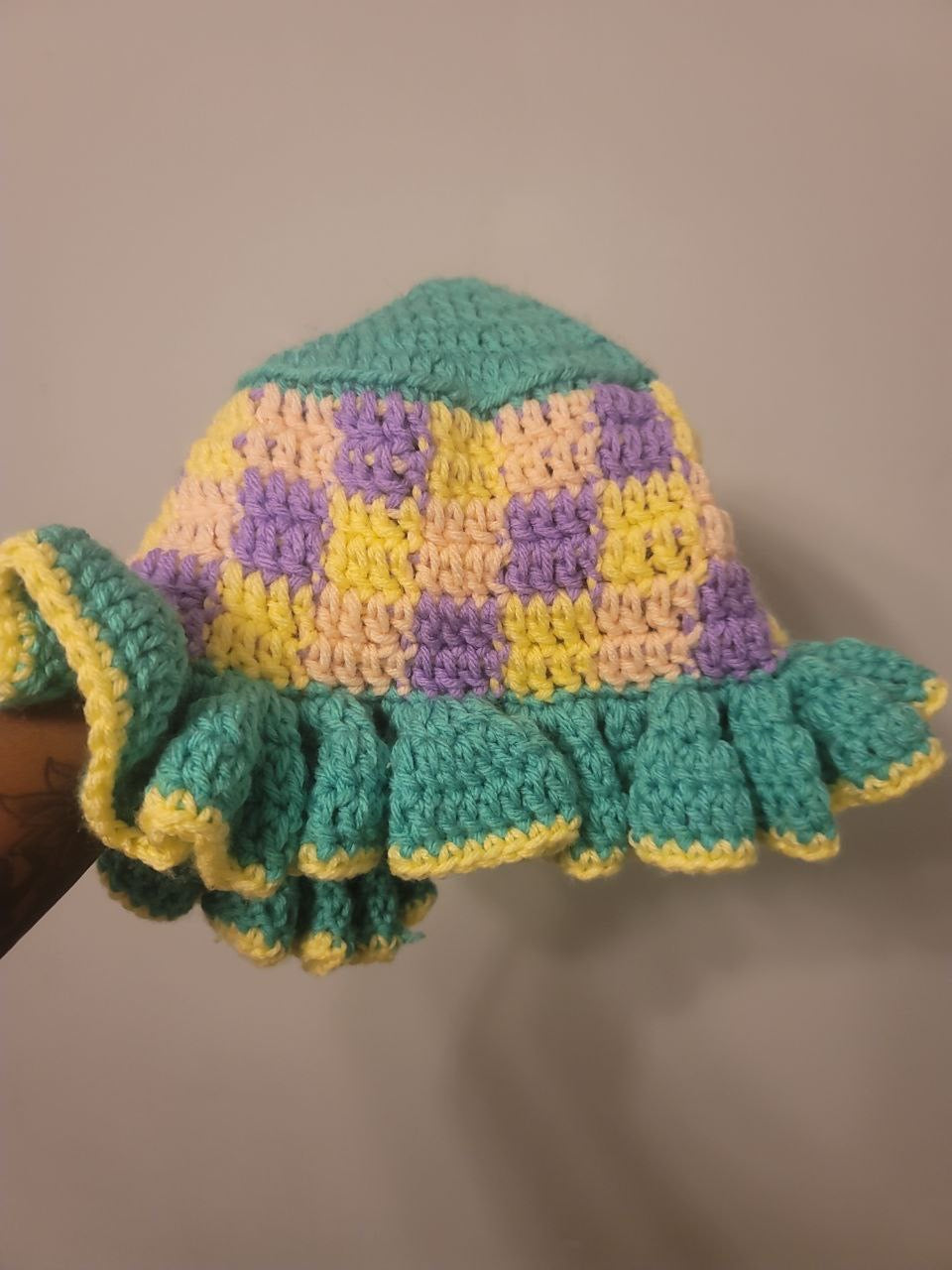 Checkerboard Ruffle Hat